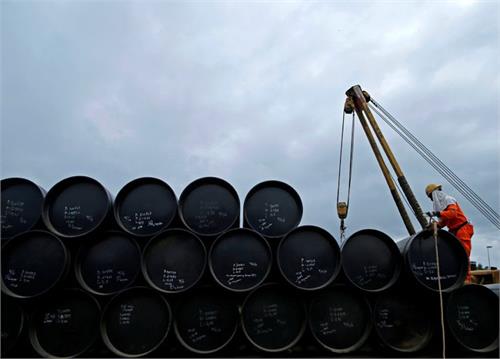 افزایش تولید نفت آمریکا خطر اشباع مجدد بازارهای نفت را در پی دارد