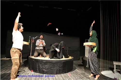 گزارش تصویری/ اجرای نمایش تئاتر دفاع مقدس در جزیره خارگ