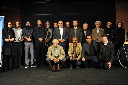 معرفی نفرات برتر دومین جشنواره نمایشنامه نویسی صنعت نفت جنوب