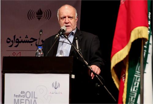 تاکید وزیر نفت بر اتحاد رسانه ها در موضوع منافع ملی