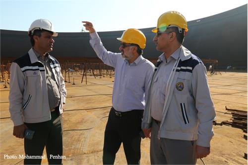 گزارش تصویری / بازدید مدیرعامل شرکت پایانه های نفتی ایران از پروژه تعمیرات مخزن 26