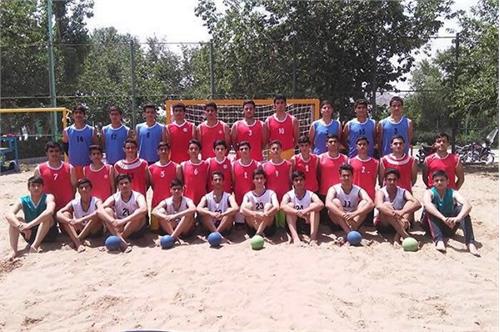 اردوی تیم ملی نوجوانان هندبال ساحلی در خارگ برگزار می‌شود