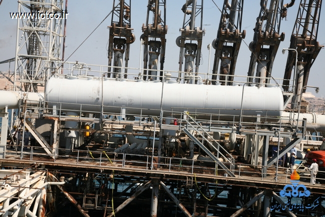 تعویض slop tank پهلوگاههای 11 و 12 اسکله غربی در تاریخ 93/12/11 10