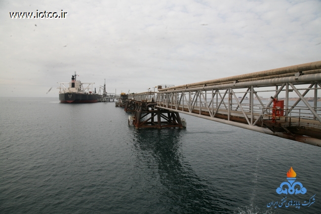 تعویض slop tank پهلوگاههای 11 و 12 اسکله غربی در تاریخ 93/12/11 4