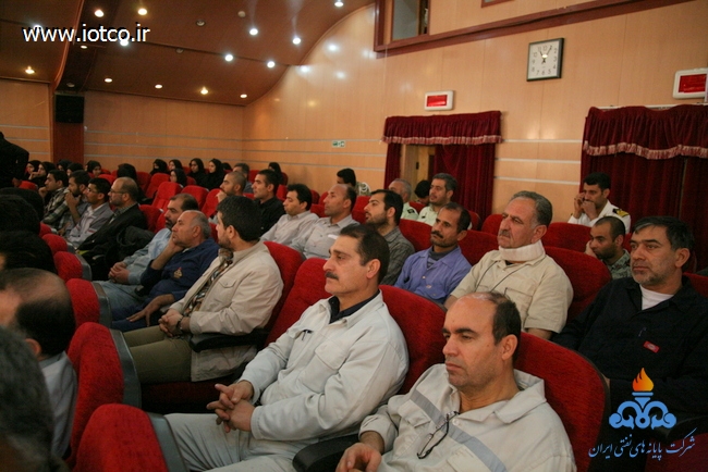 حجت الاسلام و المسلمین قرآئتی 7