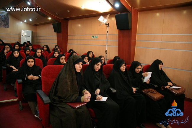 حجت الاسلام و المسلمین قرآئتی 9