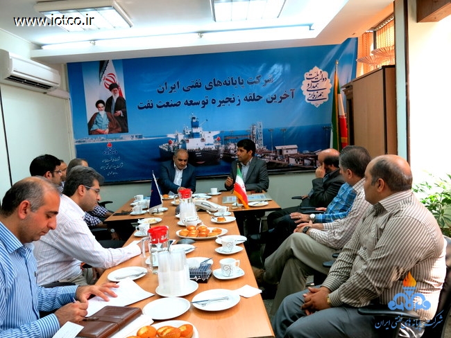 تقدیر از موسوی 14