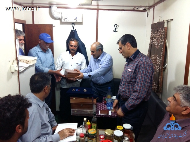 تقدیر کارکنان برتر ماهشهر 1