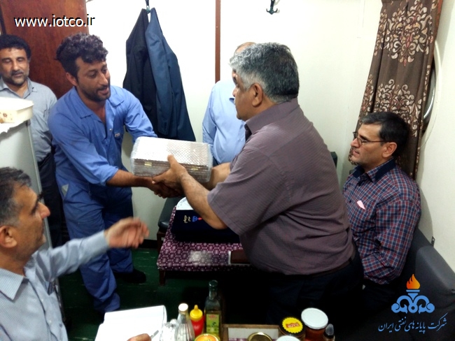 تقدیر کارکنان برتر ماهشهر 4