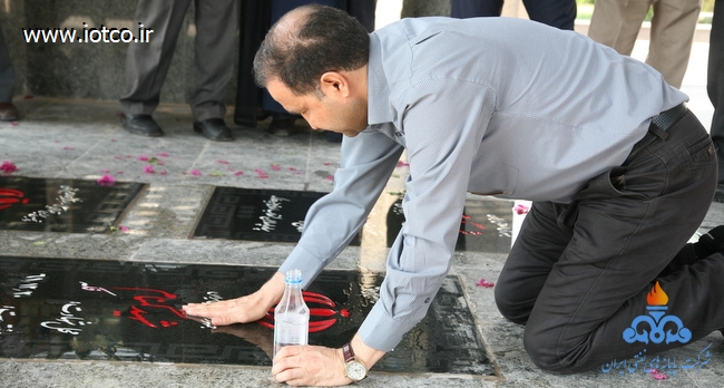 غبار روبی گلزار شهدای گمنام 10