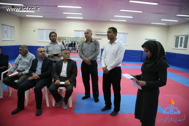 تجلیل از ورزشکاران قهرمان 14