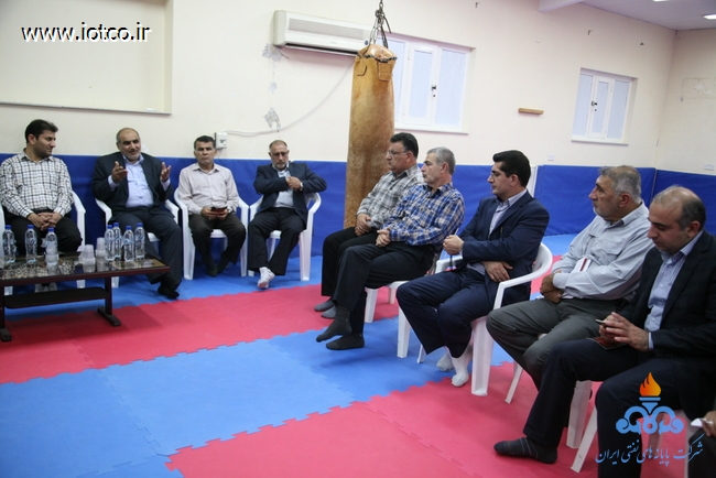 تجلیل از ورزشکاران قهرمان 18