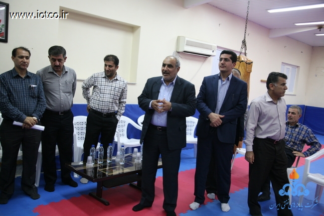 تجلیل از ورزشکاران قهرمان 22