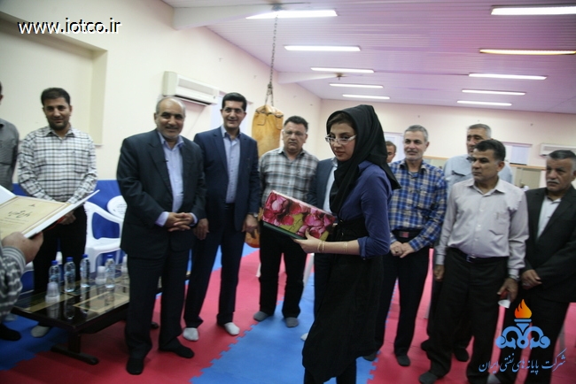 تجلیل از ورزشکاران قهرمان 23