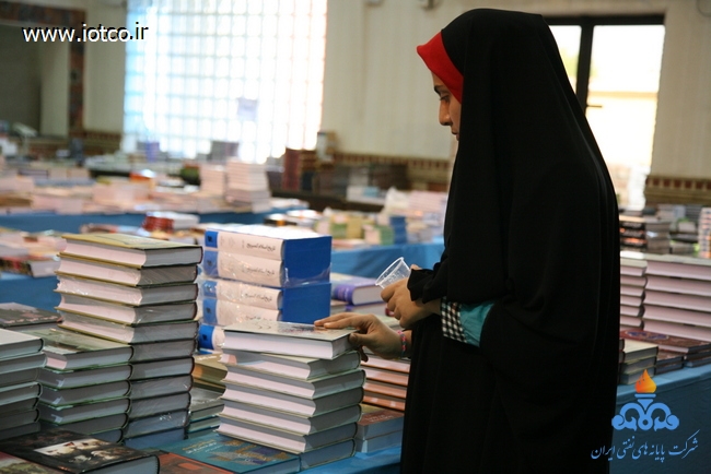 نمایشگاه کتاب 3