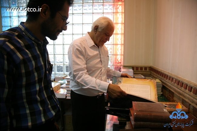 نمایشگاه کتاب 12