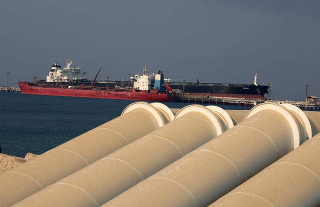 پهلوگیری همزمان شش کشتی 4