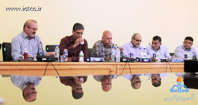 آموزش و پرورش خارگ 12