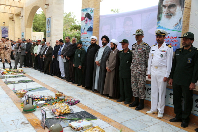 غباروبی گلزار شهدا 8