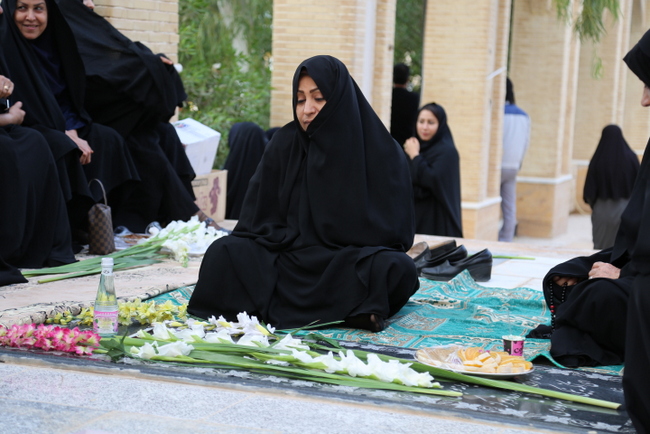 غباروبی گلزار شهدا 2