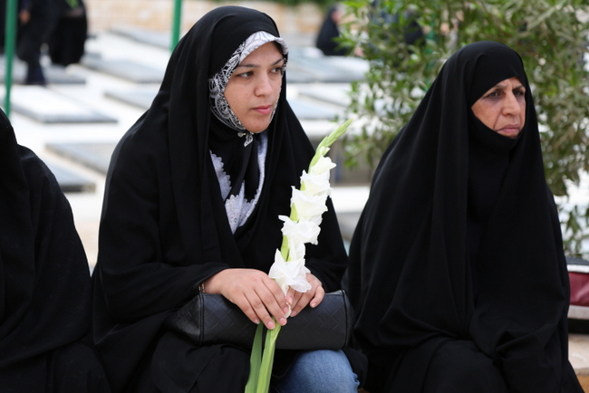 غباروبی گلزار شهدا 3