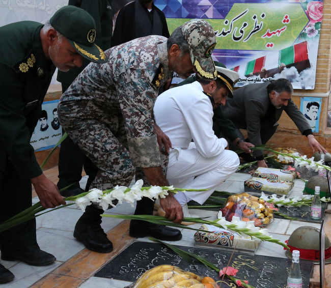 غباروبی گلزار شهدا 2