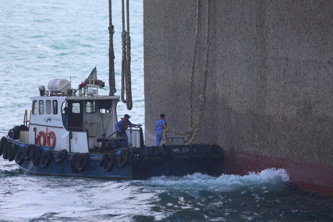 پهلودهی نفتکش 7