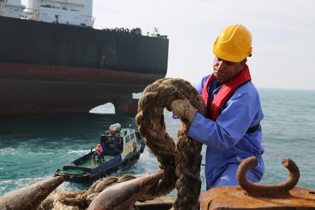 پهلودهی نفتکش 12