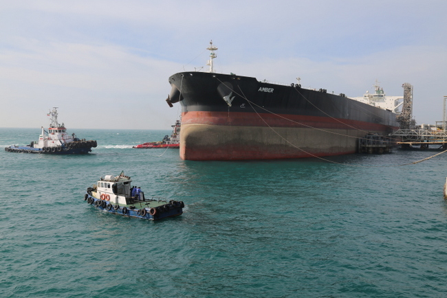 پهلودهی نفتکش 18