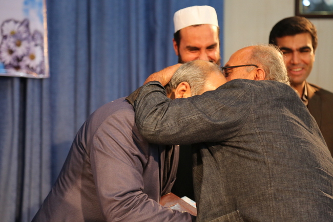 همایش طنین وحدت 48