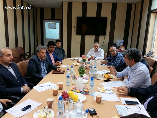 نشست با معتمدین خارگ 7