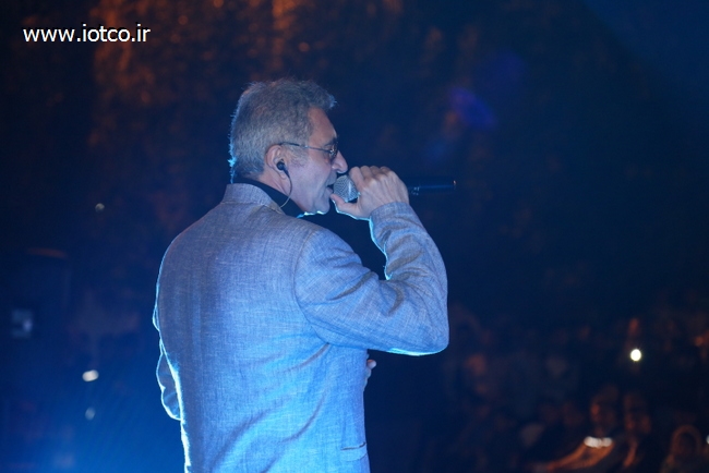 جشن انقلاب 14