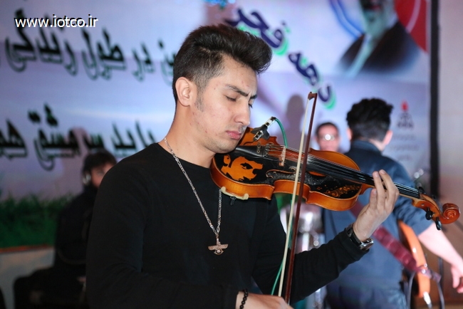 جشن انقلاب 15