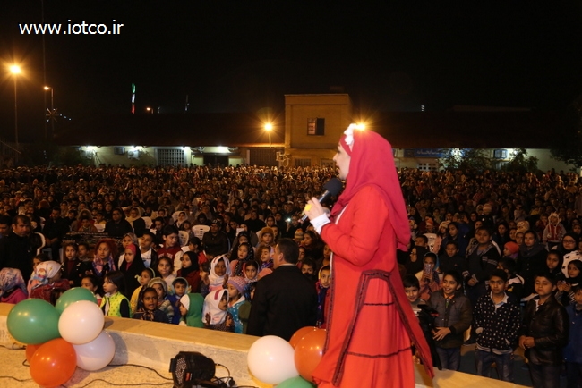 جشن انقلاب 32