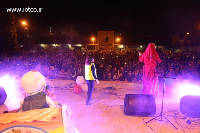 جشن انقلاب 33