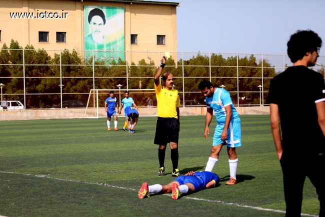 فوتبال دهه فجر 18