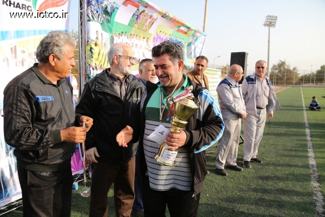 فوتبال دهه فجر 60