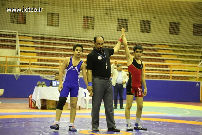 مسابقه کشتی 21