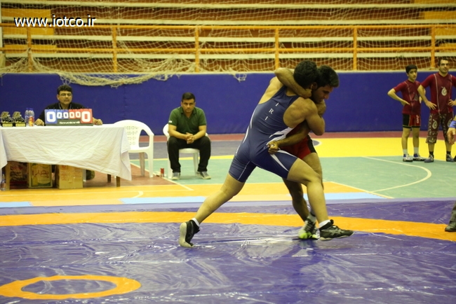 مسابقه کشتی 47