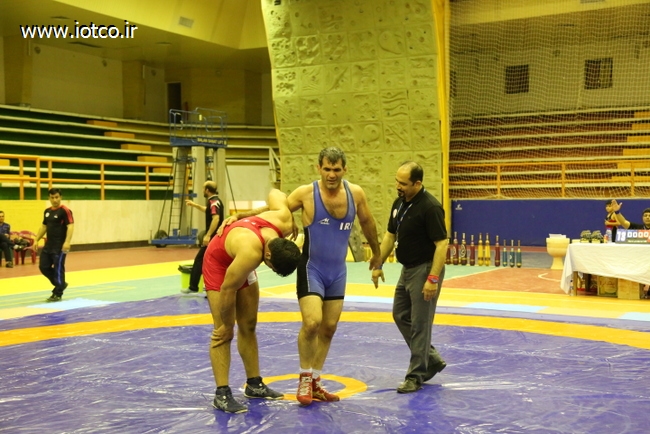 مسابقه کشتی 53