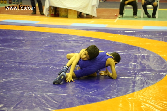 مسابقه کشتی 54
