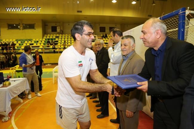 مسابقه کشتی 58