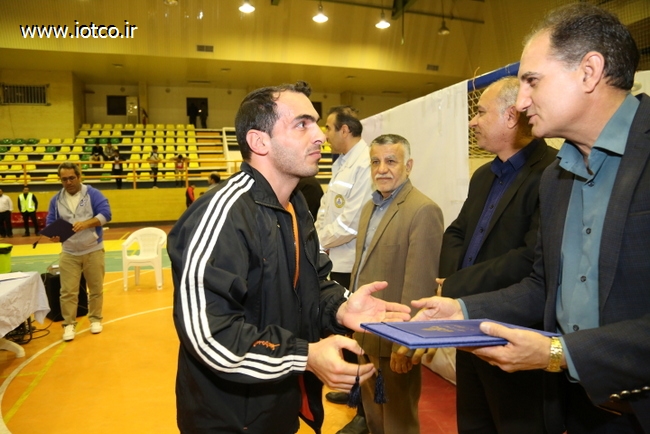 مسابقه کشتی 59