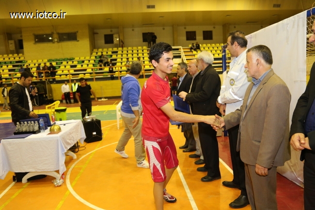 مسابقه کشتی 60