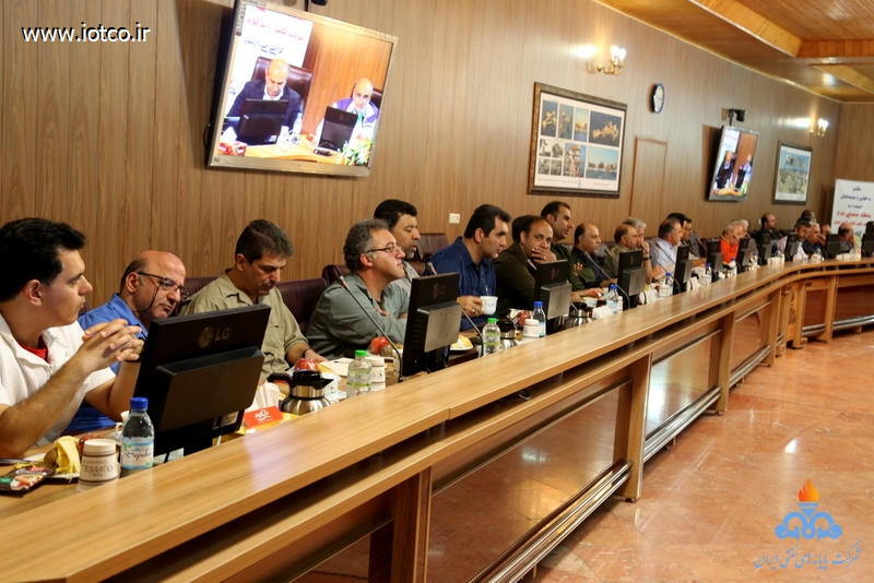 سفر کاردر به خارگ