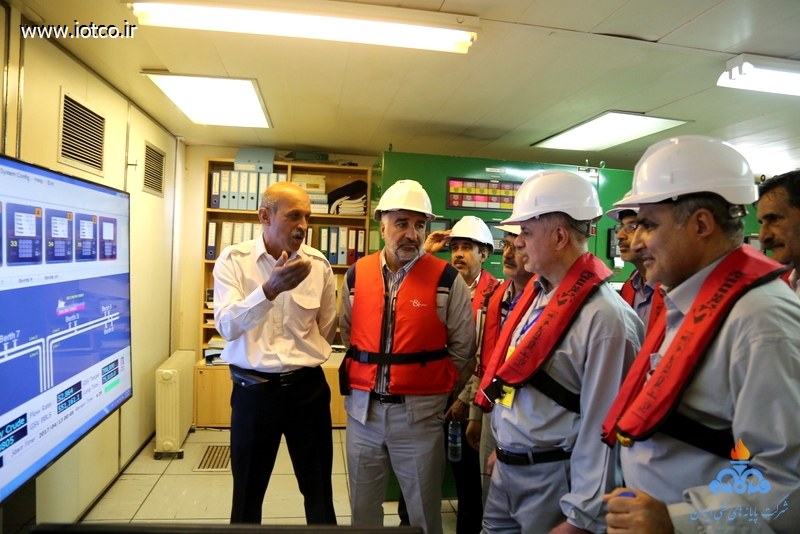بازدید معاون وزیر از تاسیسات 2