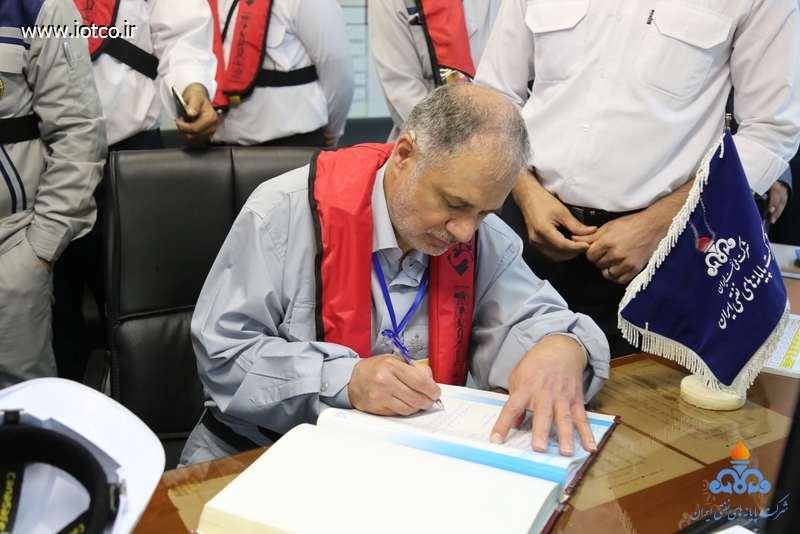 بازدید معاون وزیر از تاسیسات 5