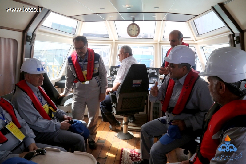 بازدید معاون وزیر از تاسیسات 10