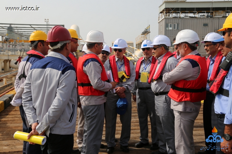 بازدید معاون وزیر از تاسیسات 18