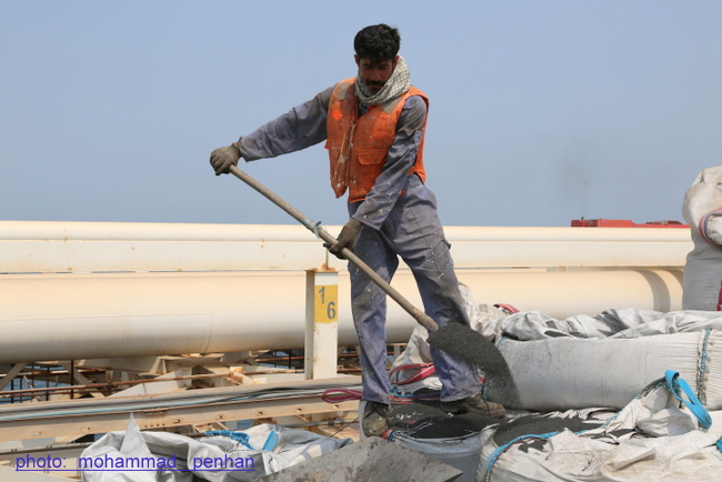 تعمیرات اسکله 8